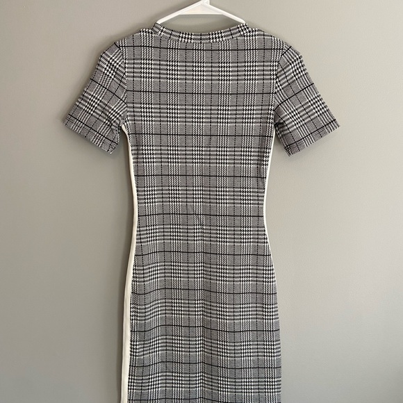 Plaid Body-con Dress - Picture 2 of 2